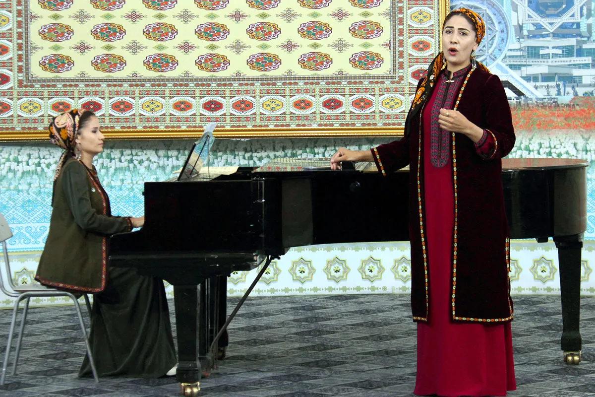 Saz mugallymy kafedrasy