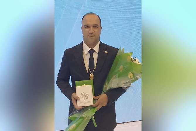 Şa serpaýyňyz gutly bolsun!
